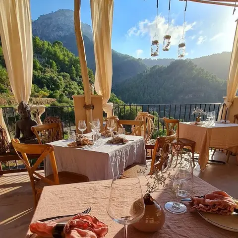 Restaurant Nama Nama