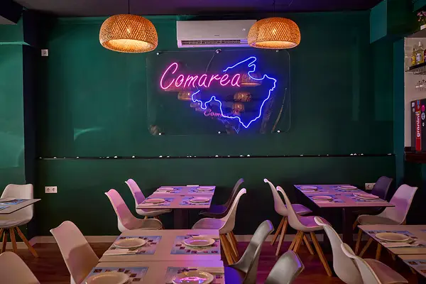 COMAREA TAPAS & DRINKS COMAREA TAPAS & DRINKS