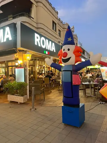 ES Roma