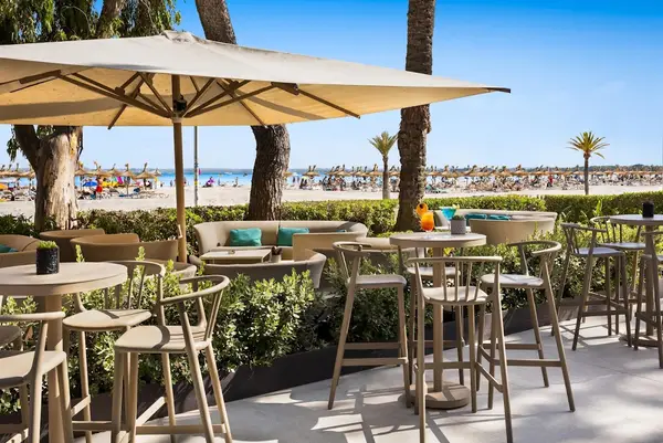 Mirablau Beach Bar & Restaurant Mirablau