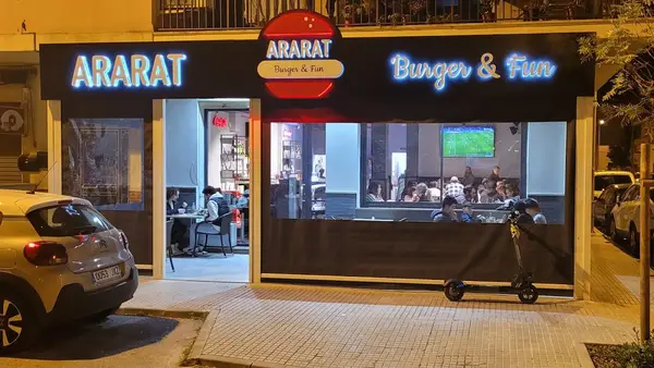 ARARAT BURGER & FUN Ararat