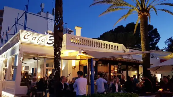 Café 3