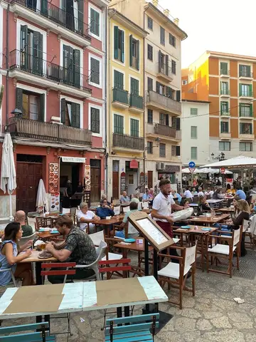 Pere Lli Ar Rustic Tapas
