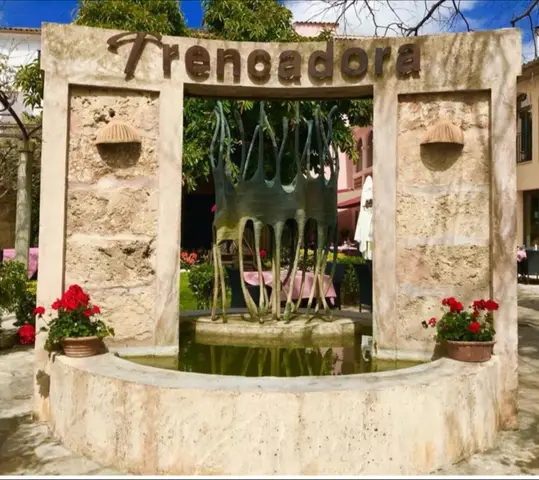 La Trencadora
