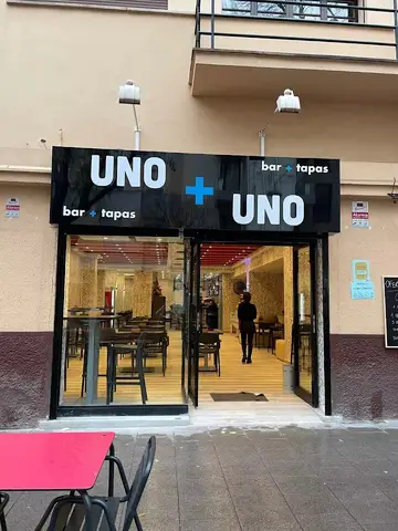 uno+uno BAR RESTAURANTE Uno + uno