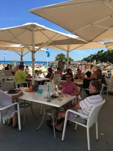 Jörg Philipps Font de sa cala beach bar