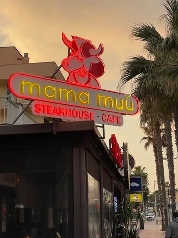 S. Schmidt Mama Muú Steakhouse