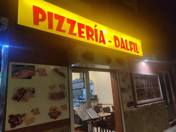 REYES F P Pizzeria Dalfil