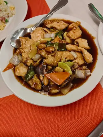 Zhong Hua