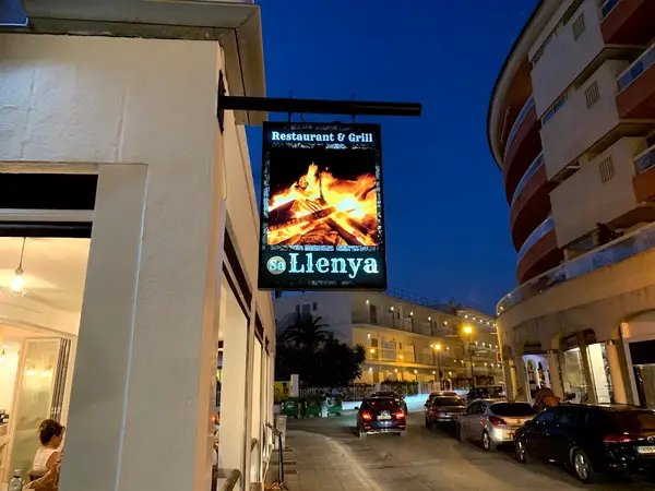 Mike Jeffreys Sa Llenya