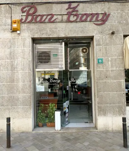 Bar Tony Tony