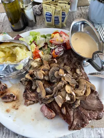 Evelyn Leos Steak House Nova Grill