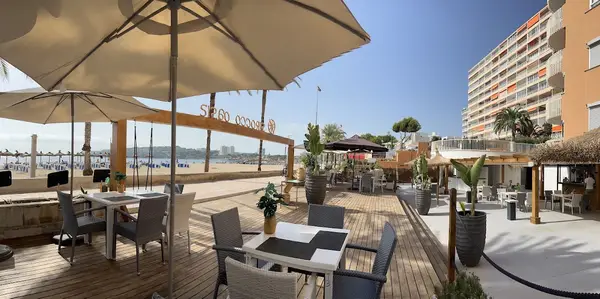 Lunne Pütti Sirocco Oasis Beach Club Bar & Restaurante