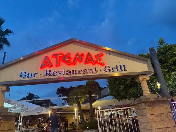 Atenas