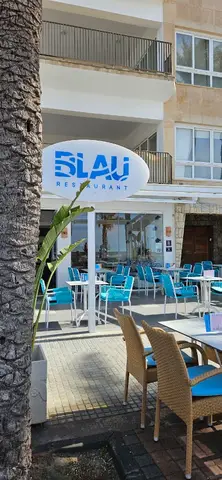 Blau