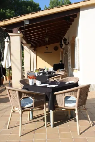 HALALI Restaurante & Bar Halali
