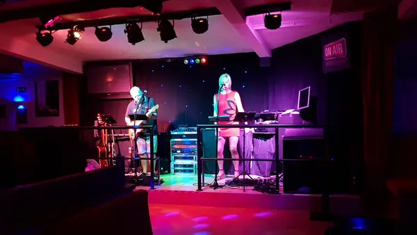 Rob H Stepps Music Bar