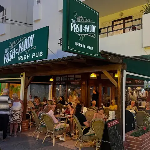 The Posh Paddy