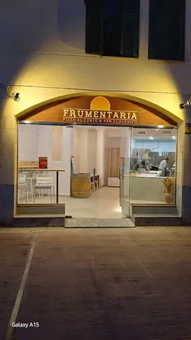 FRUMENTARIA Focacceria