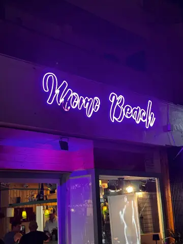 Enzo Saba Momo Beach