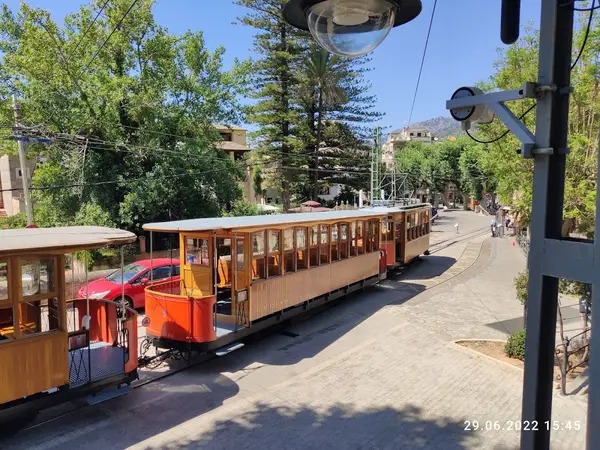 D. K. (Kokosz) el Tren