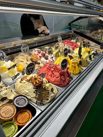 Giovanni L. Gelato Deluxe Giovanni L.