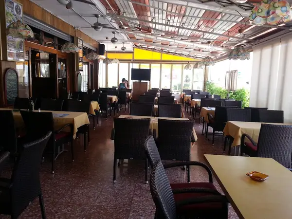 Alex Fox Caracas